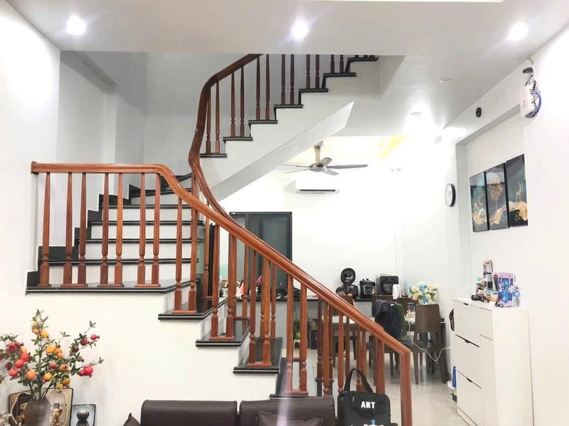 Bán nhà 3 tầng 41.5m2 phố Bình Hàn Hải Dương 3.5 tỷ