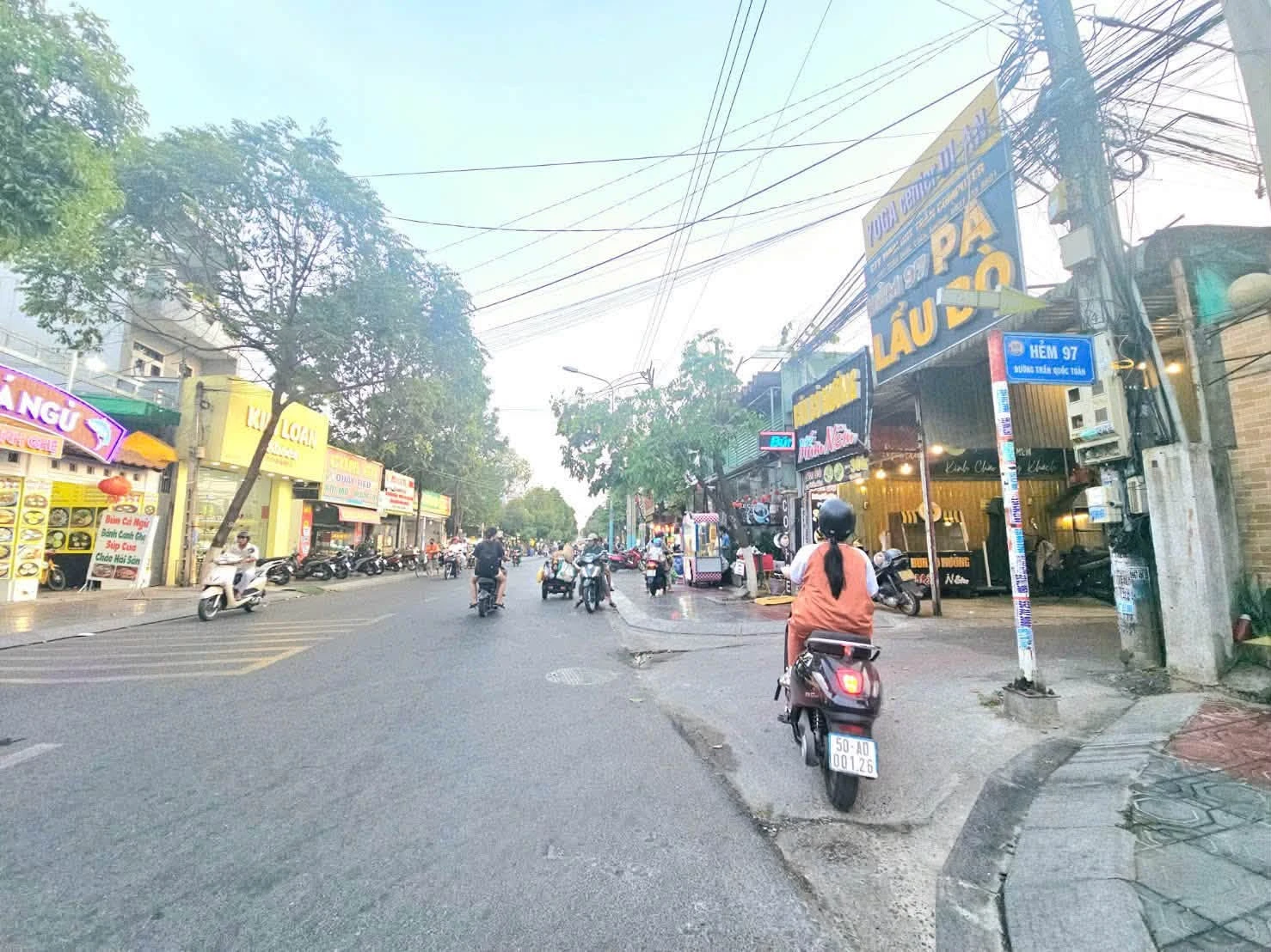 Bán đất mặt tiền Trần Quốc Toản Dĩ An 231m2 - Ảnh 1