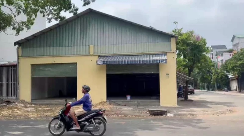 Cho thuê kho An Thạnh 250m2 hai mặt tiền 20tr/tháng