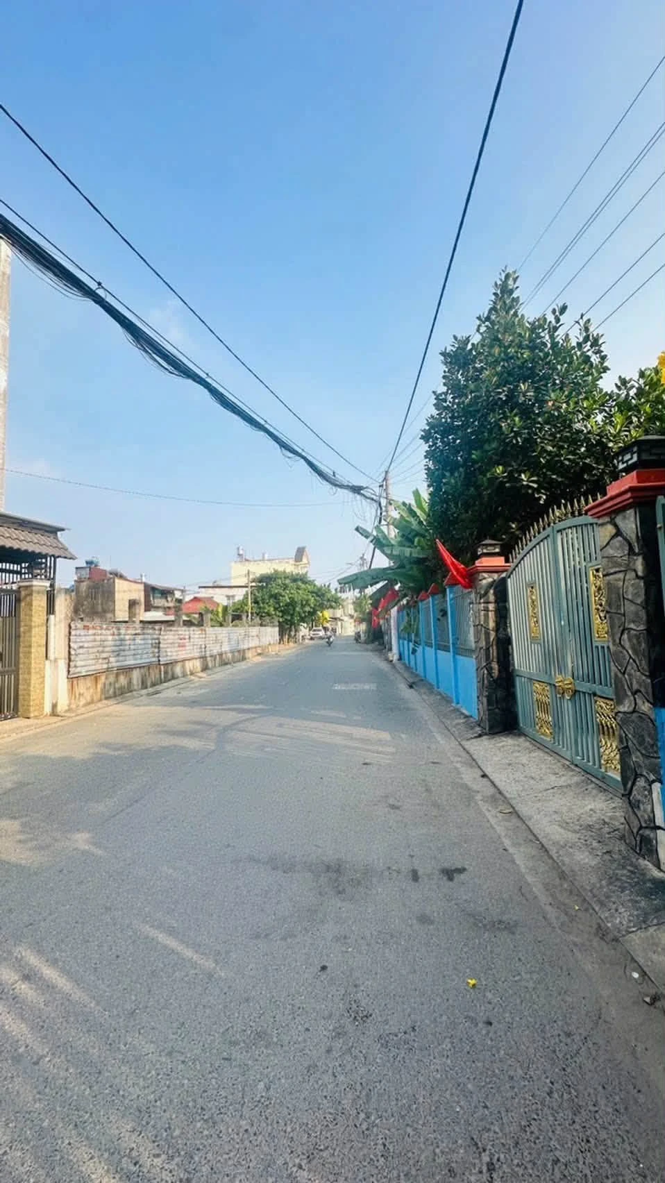 Bán nhà 3 tầng 69m2 5PN hẻm xe hơi Hiệp Thành 13, Quận 12, giá 5,39 tỷ - Ảnh 1