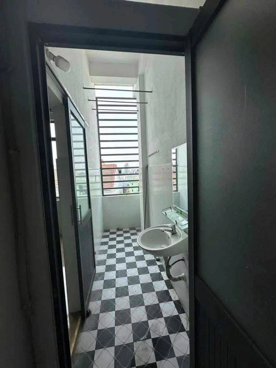Bán tòa căn hộ 4,5 tầng 13 phòng 94m² Hải Châu Đà Nẵng - Ảnh thu nhỏ 4