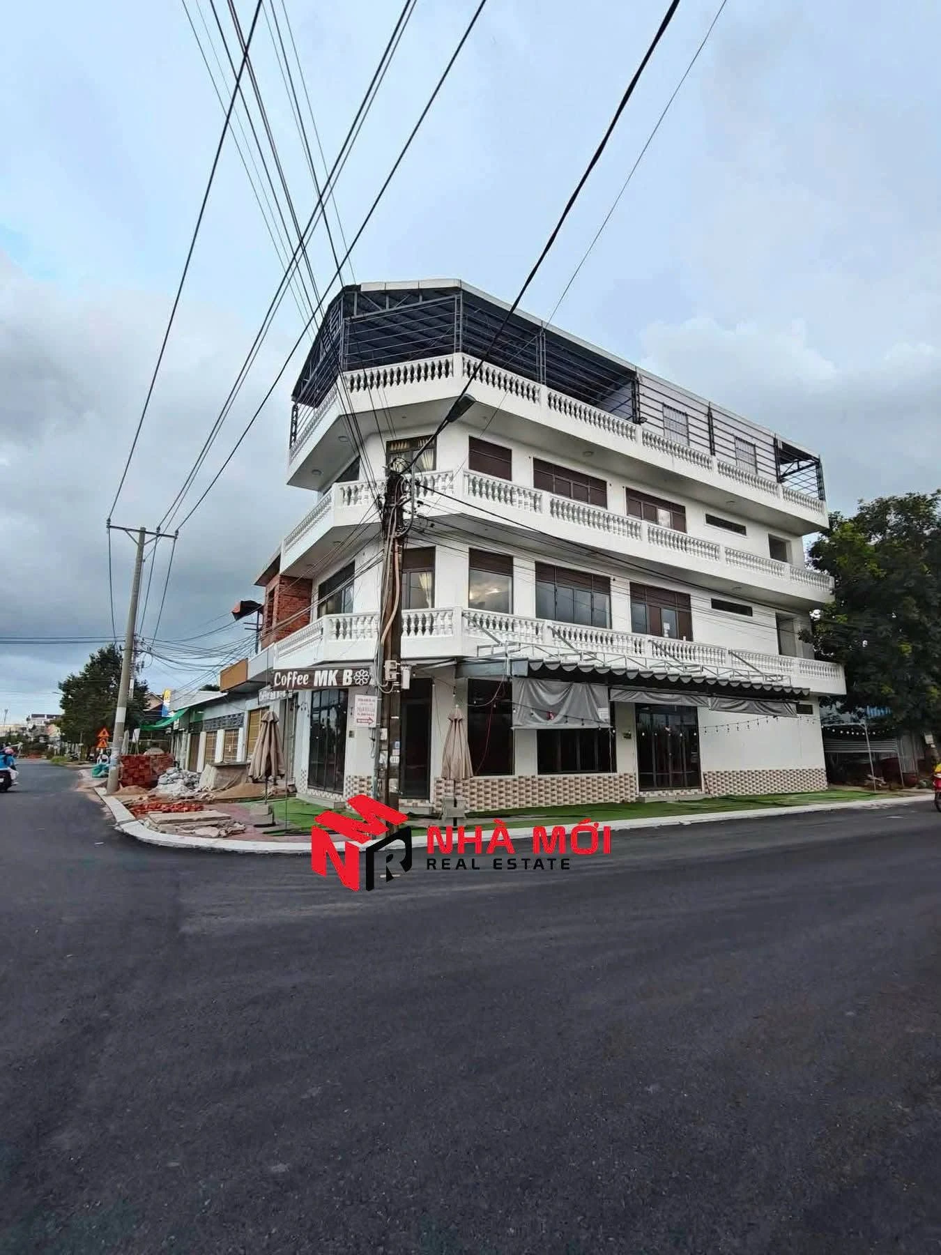 Cho thuê tòa nhà văn phòng 560m² mặt tiền Châu Văn Liêm, 25 triệu/tháng - Ảnh 1