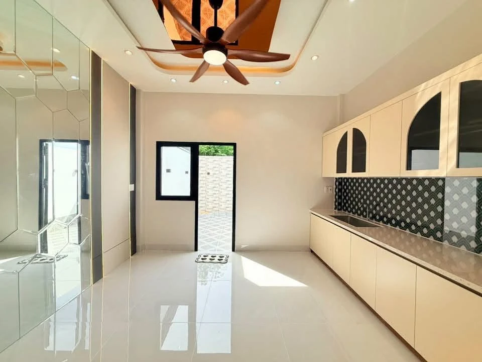 Bán nhà hẽm 4,3x23,2m (99,76m²) 4PN 3WC Quận 12 - 2 tỷ 860 - Ảnh thu nhỏ 3