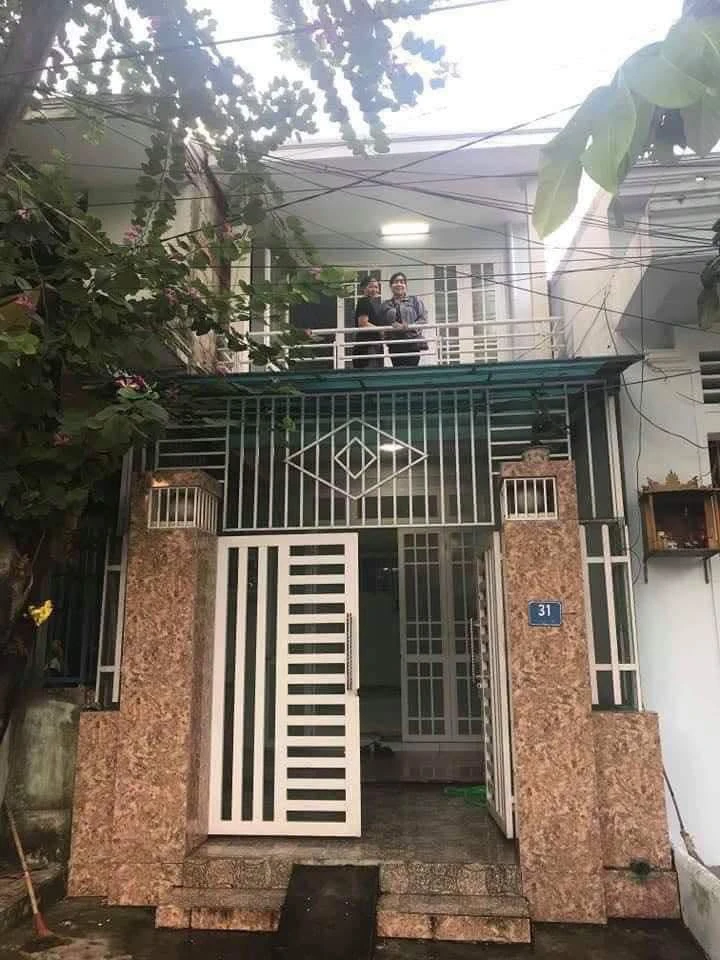 Bán nhà 2 tầng mặt tiền 72m2, Nguyễn Văn Thoại, Huế - Ảnh 1