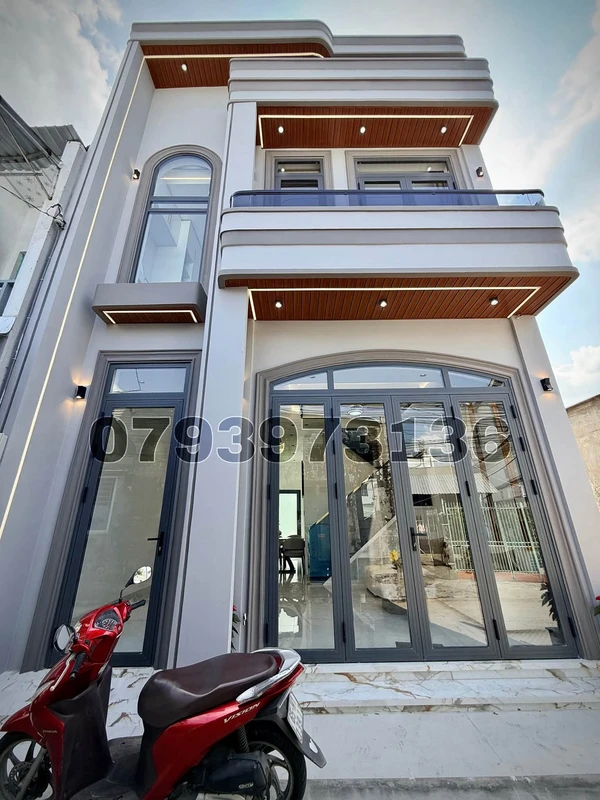 Bán nhà trệt lầu 3PN mới, full nội thất, 60m2 Cần Thơ