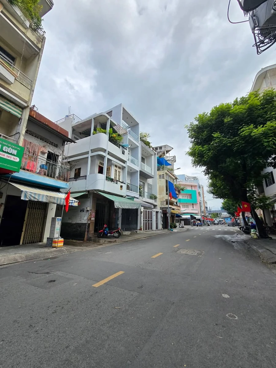 Bán nhà mặt tiền Lò Siêu, Quận 11, 56m², 4 tầng, 4PN, giá 12 tỷ - Ảnh 1