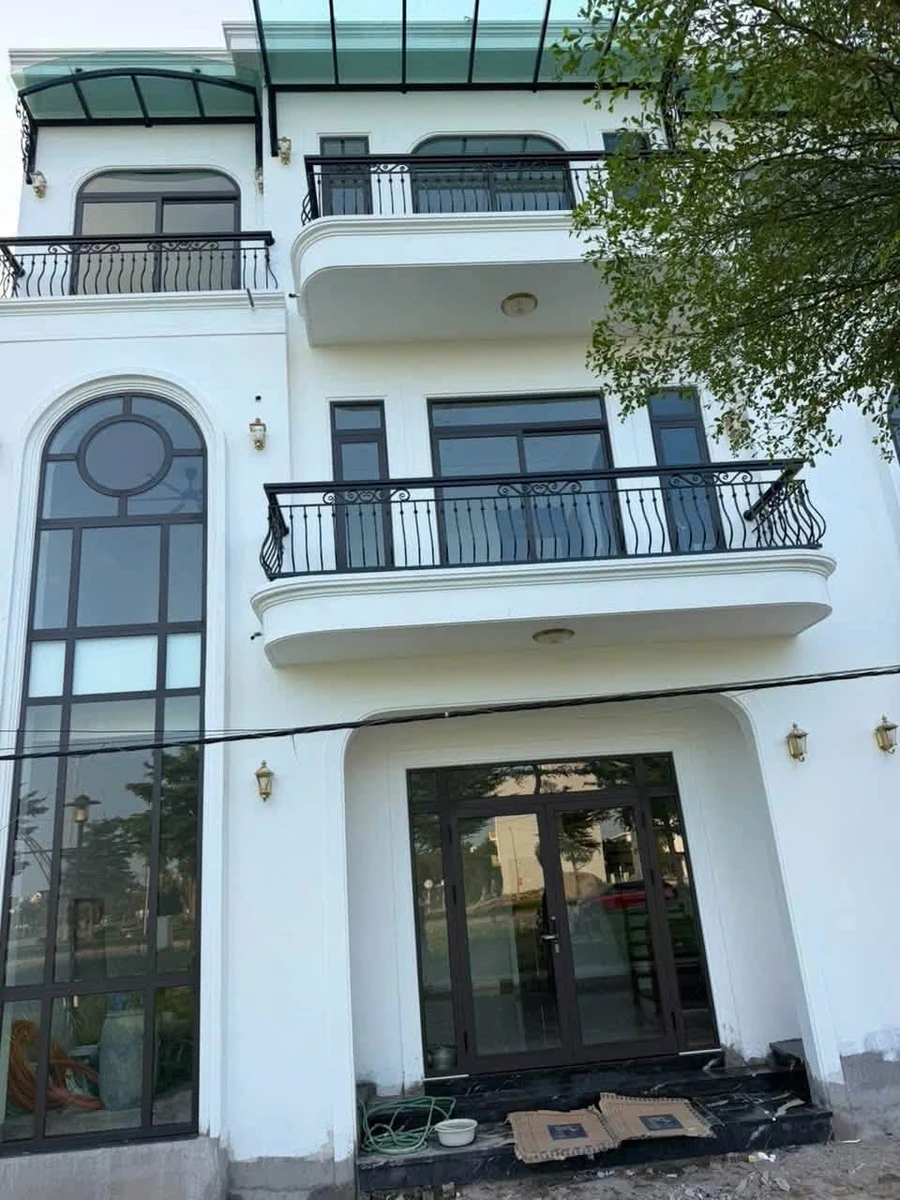 Bán nhà 4 phòng ngủ 63m2 đối diện quảng trường Tây Nam Sách - Ảnh thu nhỏ 3