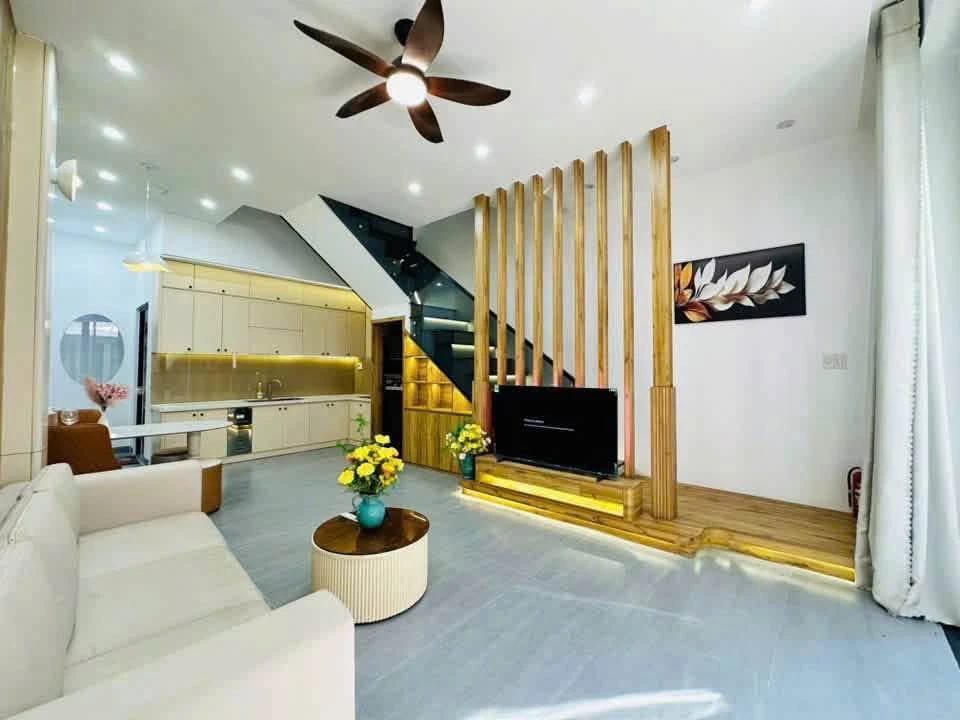 Cho thuê nhà 3 tầng 160m² Điện Biên Phủ, Thanh Khê - Ảnh thu nhỏ 4