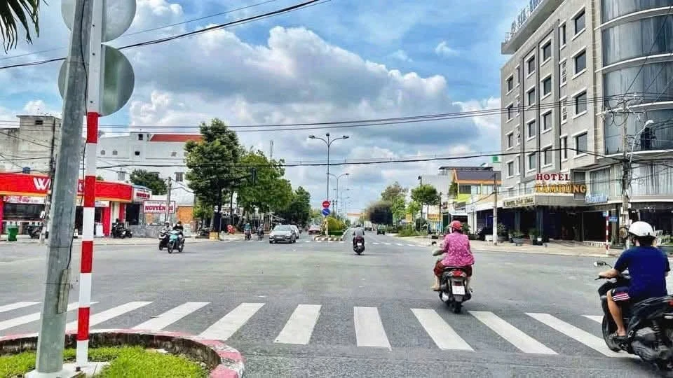 Bán lô góc đất 7,5x23m hai mặt tiền Lạc Hồng, Quận 12 - Ảnh thu nhỏ 3