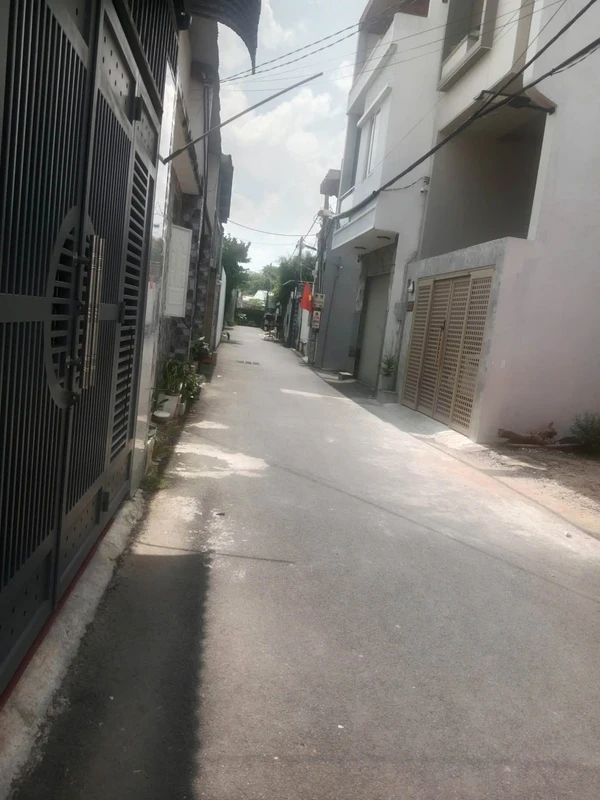 Bán nhà 1 trệt 1 lửng 4 phòng ngủ Trảng Dài 4,3 tỷ