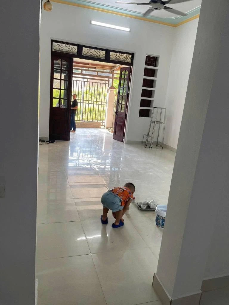 Bán nhà mặt tiền Lý Đạo Thành, Tân Bình, 135m², 1.7 tỷ - Ảnh thu nhỏ 3