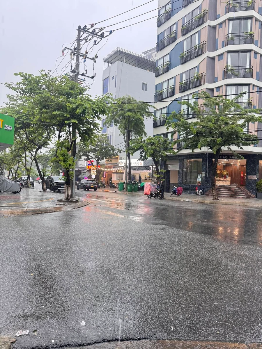 Bán nhà biển Mỹ Khê 48m² 7PN 8,2 tỷ - Ảnh 1