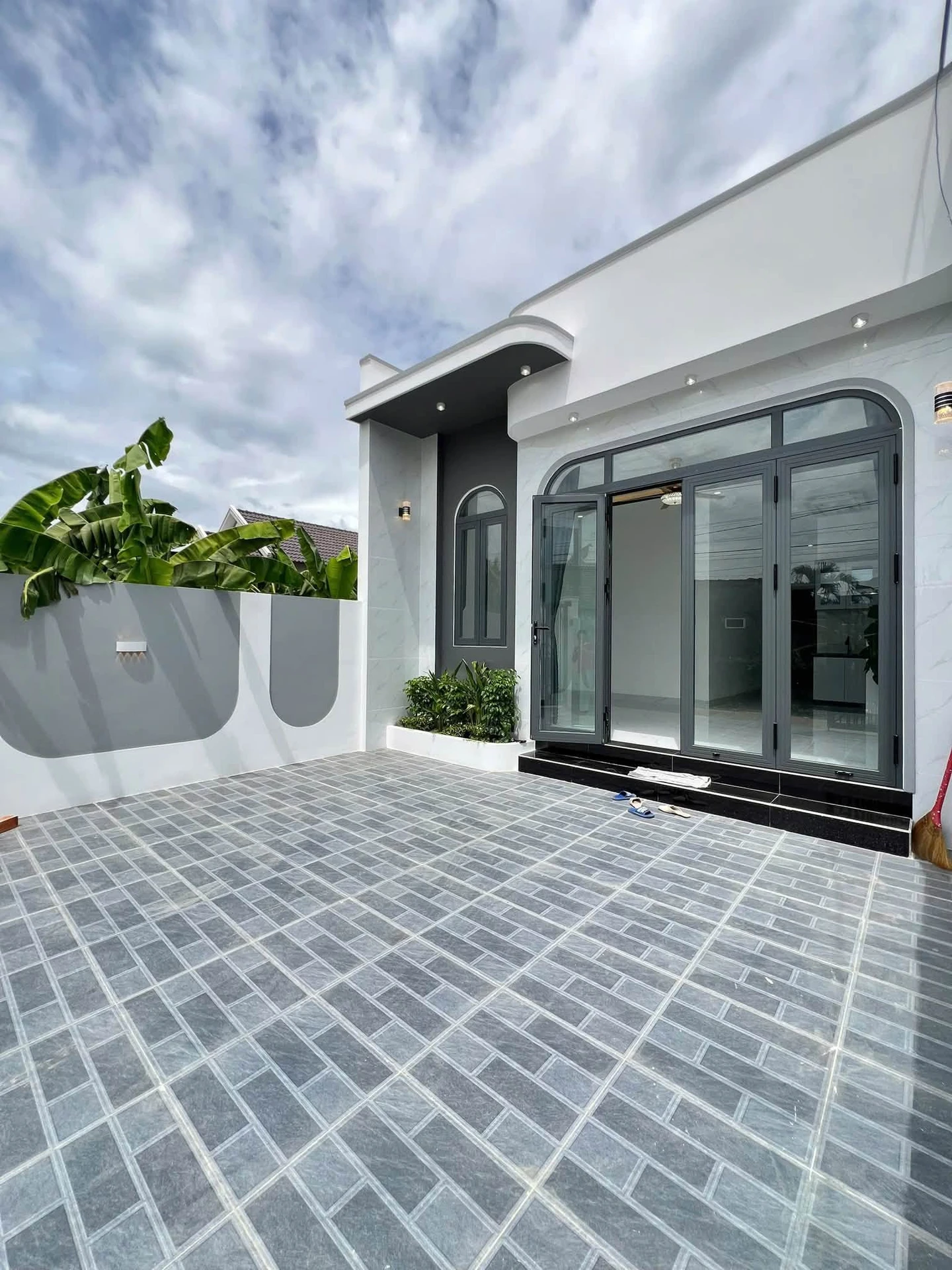 Nhà bán Diên Sơn 95,7m2, 3PN, 1 tỷ 490 triệu - Ảnh 1