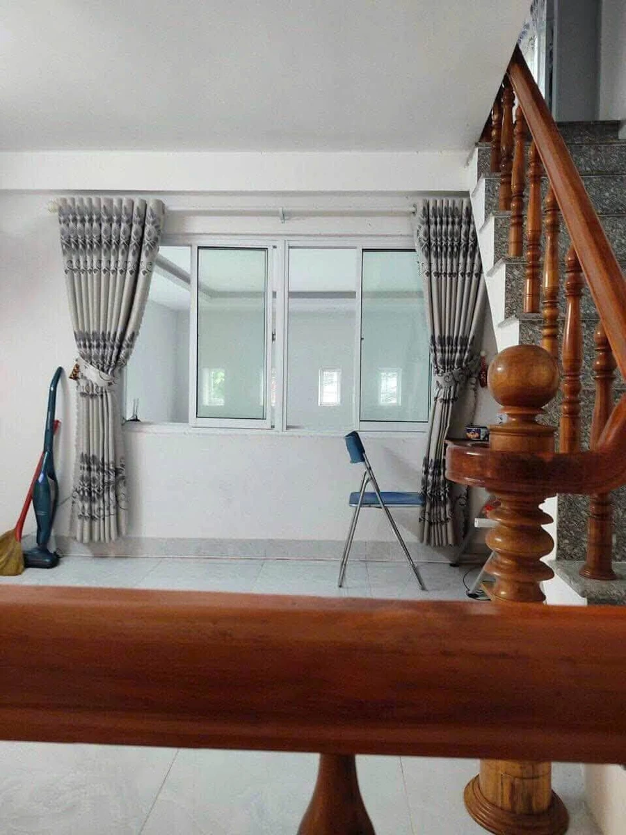 Bán nhà hẻm 3 tầng 53,4m2 phường Trần Hưng Đạo, Quy Nhơn giá 3,5 tỷ - Ảnh thu nhỏ 2