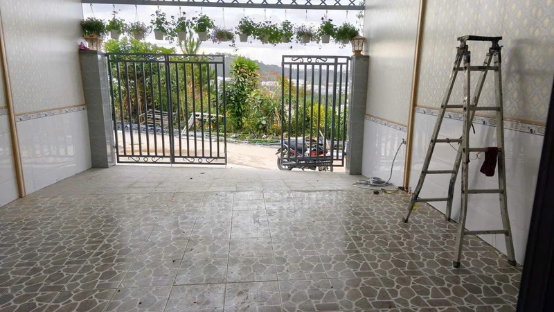 Bán nhà 4 phòng ngủ 120m² đường Nguyễn Hoàng, Đà Lạt
