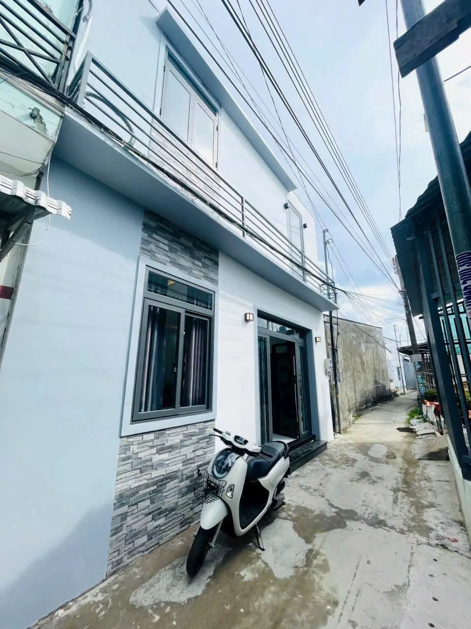 Bán nhà 1 trệt 1 lầu 84m2 hẻm Nguyễn Thị Định, Tân Phú - Ảnh 1