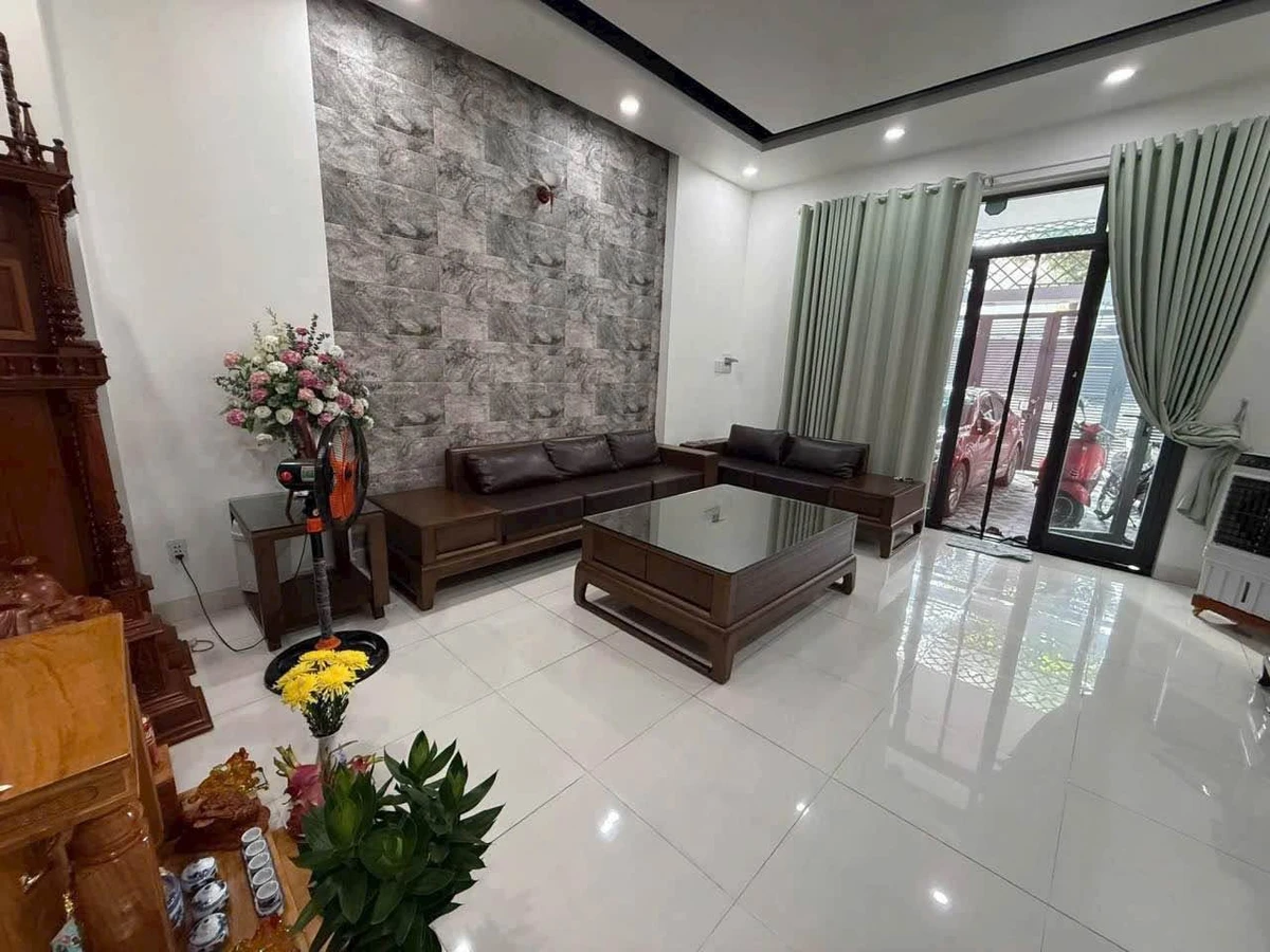 Bán nhà phố 4PN KDC Hiệp Thành 3, 100m², 6,8 tỷ - Ảnh thu nhỏ 2