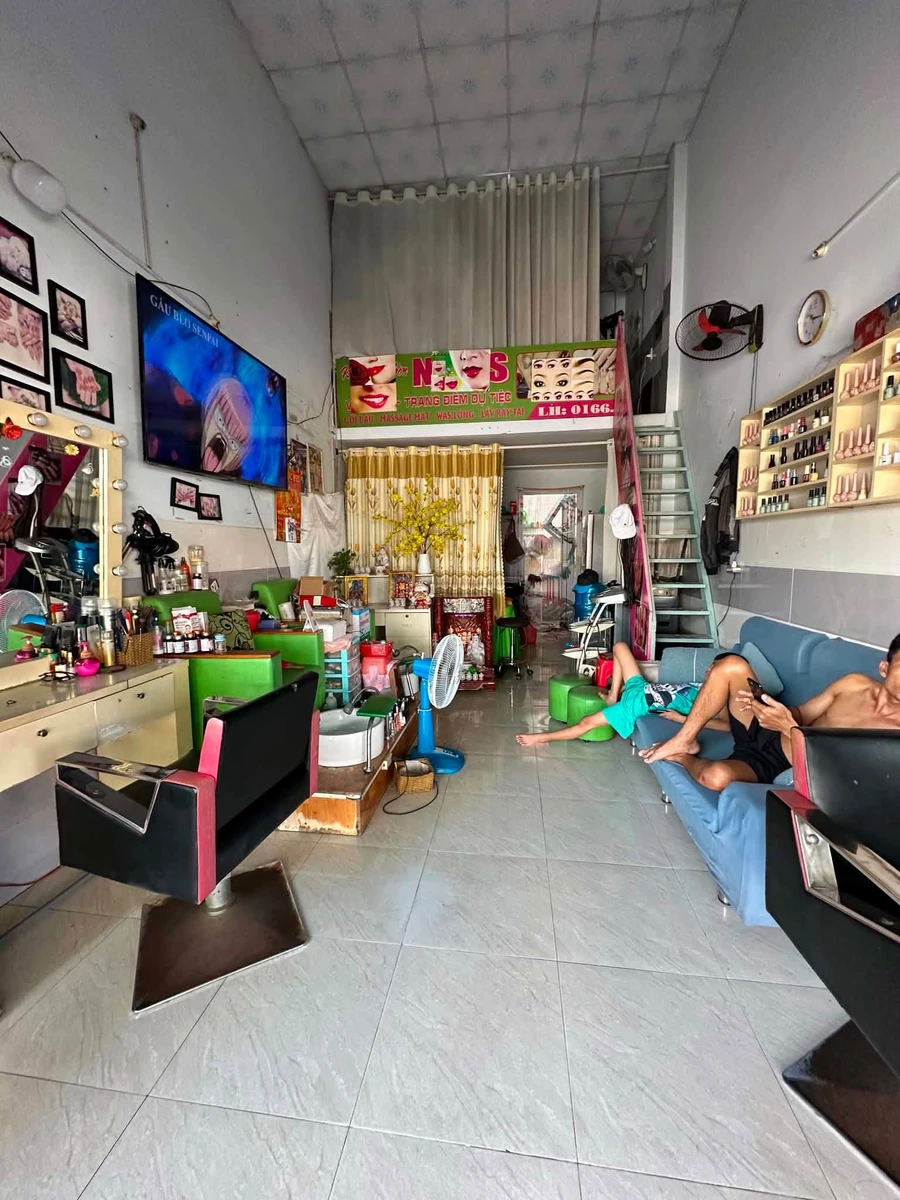 Sang tiệm tóc và nail 40m² đường N6, Thuận An, Bình Dương - 4,5 triệu/tháng - Ảnh thu nhỏ 4