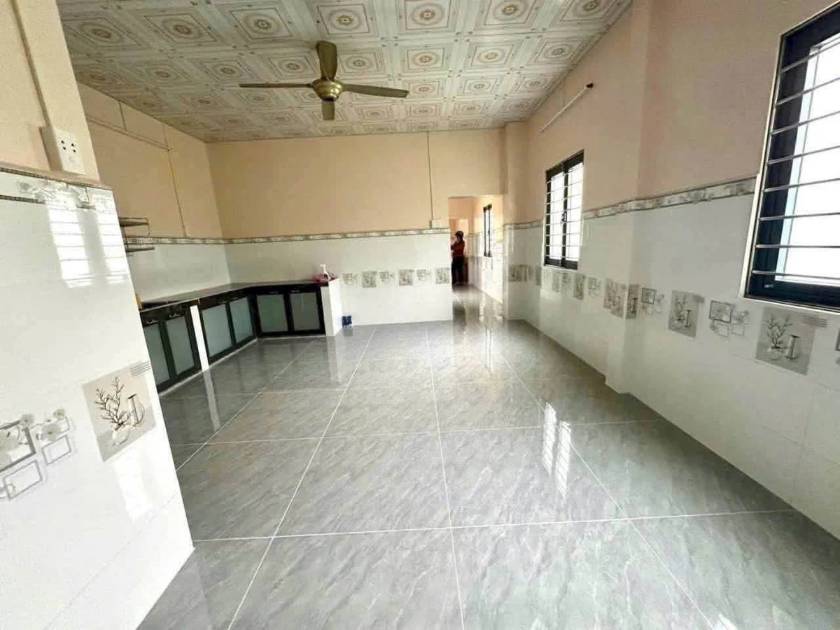Bán nhà mặt tiền 104m² Nhựt Chánh Bến Lức - Ảnh thu nhỏ 5