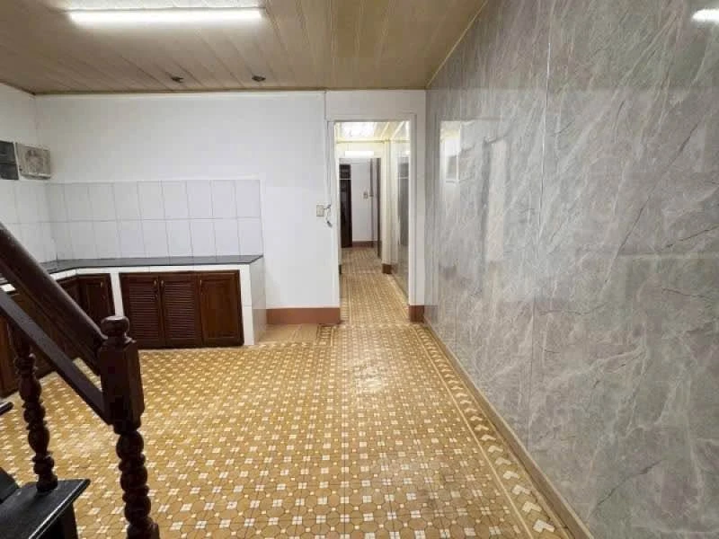 Bán nhà mặt tiền Mạc Thị Bưởi 4x22m, 3PN, 4.3 tỷ - Ảnh thu nhỏ 2