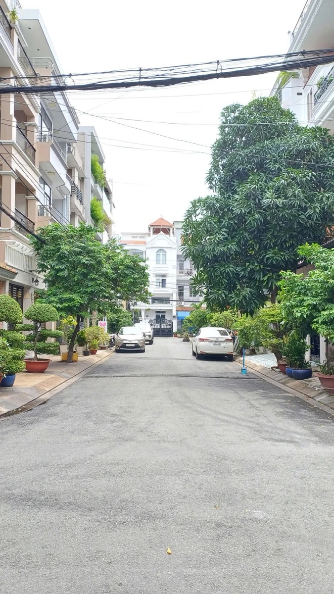 Bán biệt thự 5 tầng 7x16m đường Hoàng Hoa Thám, Tân Bình, giá hơn 7 tỷ - Ảnh thu nhỏ 2