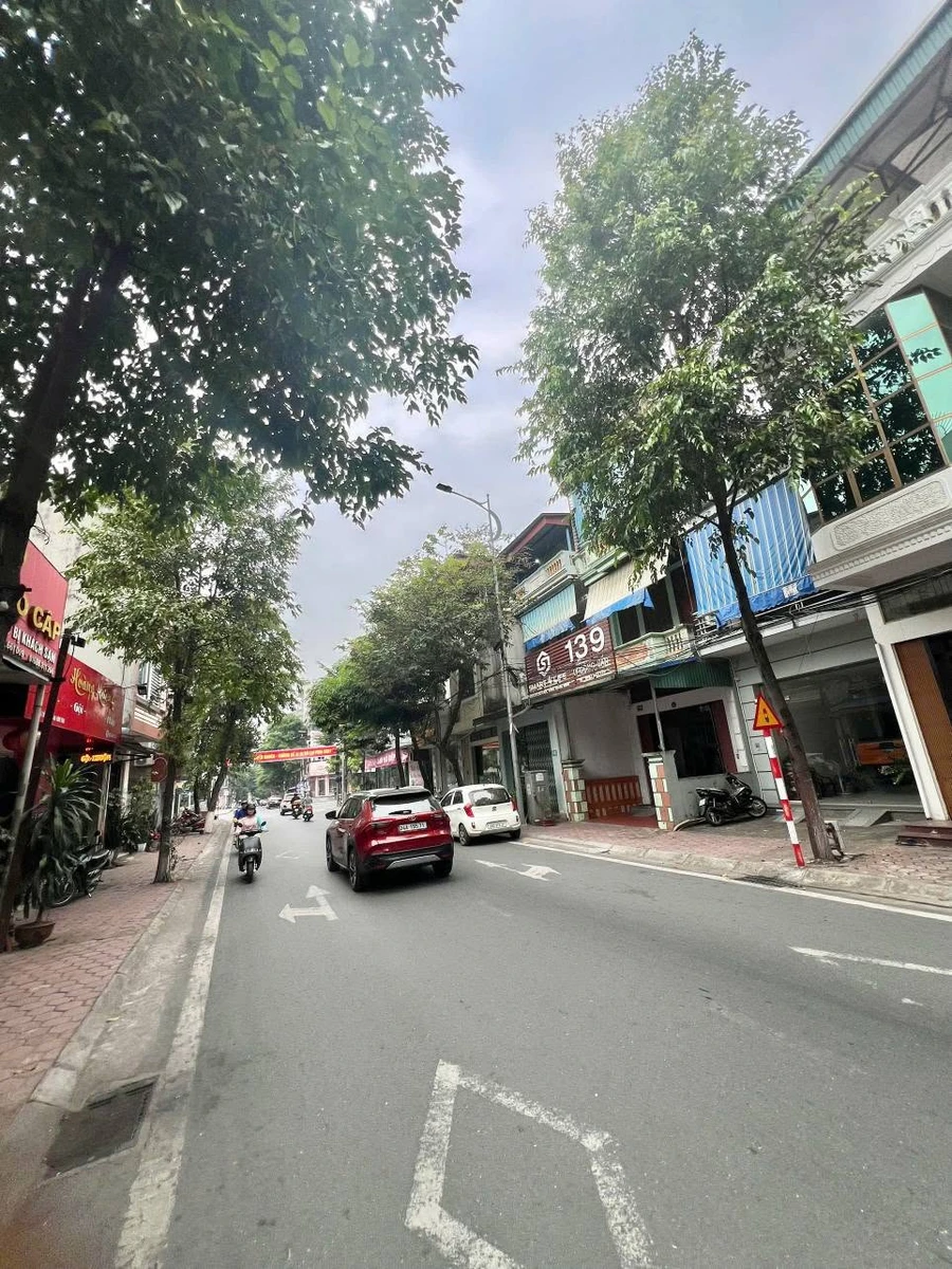Bán nhà 3 tầng 122m² Lý Công Uẩn, Quận 3 giá 3.95 tỷ - Ảnh 1