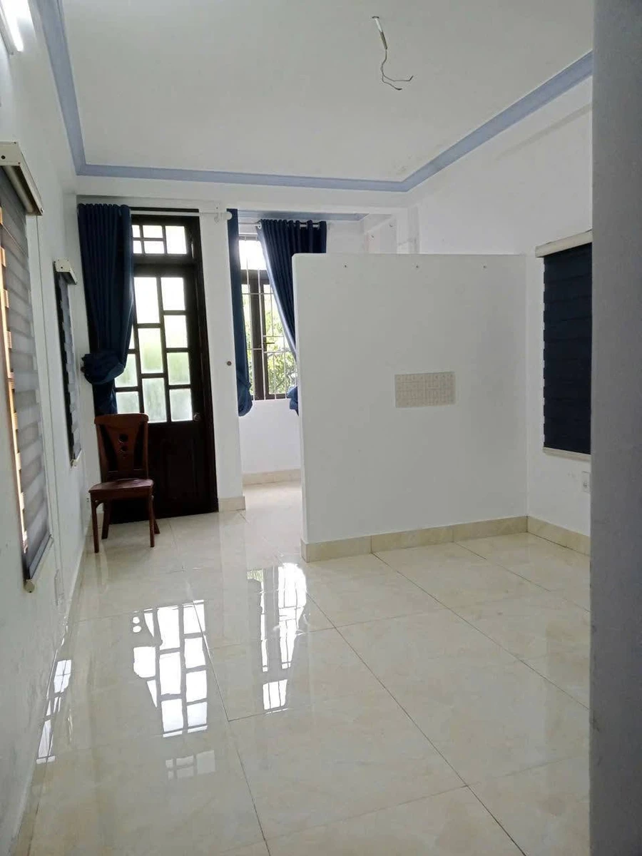 Bán nhà 3 tầng mặt tiền Phùng Hưng 125m² - 2,9 tỷ - Ảnh thu nhỏ 4