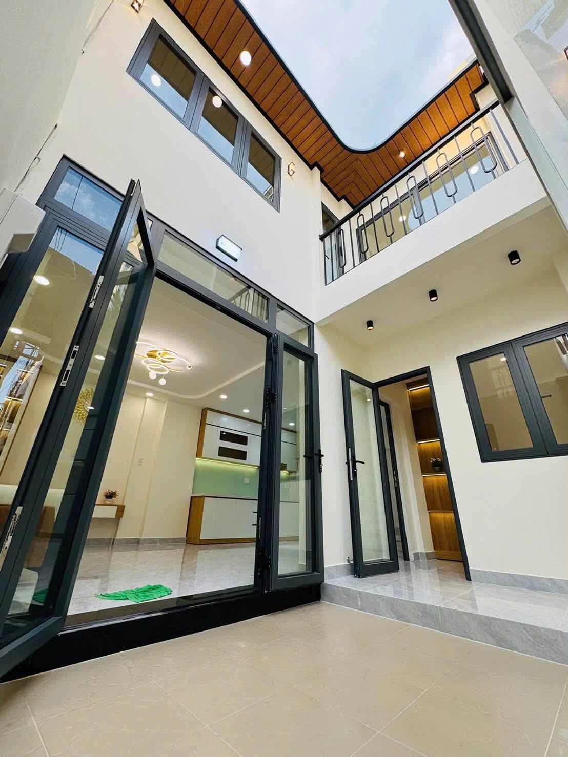 Bán nhà phố 3 phòng ngủ 55,5m2 Văn Cao, Tân Phú - Ảnh 1