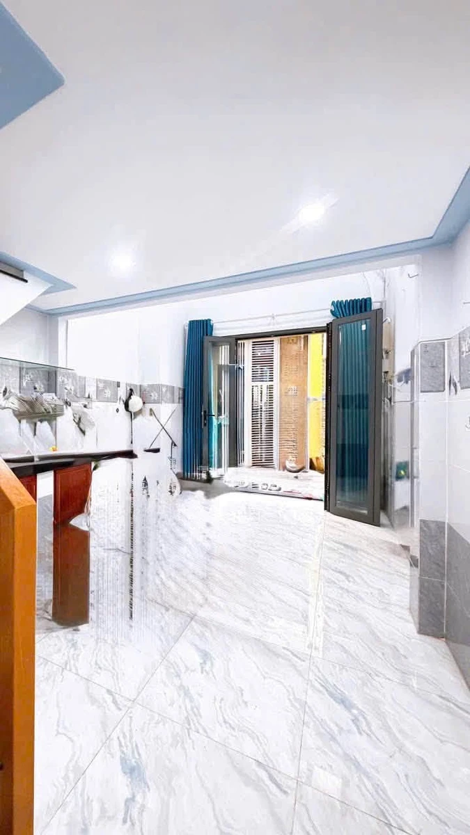 Bán nhà hẻm 78 Khánh Hội Quận 4, 41m2, 3 tỷ 499 triệu - Ảnh thu nhỏ 3