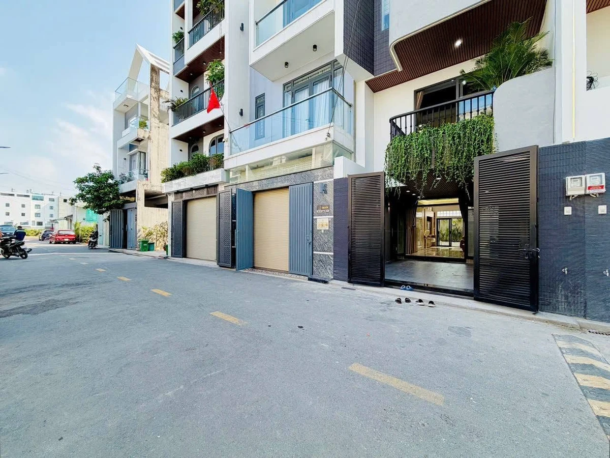 Nhà phố 4 phòng ngủ 72m² Lê Quang Hoà Thủ Đức - Ảnh 1