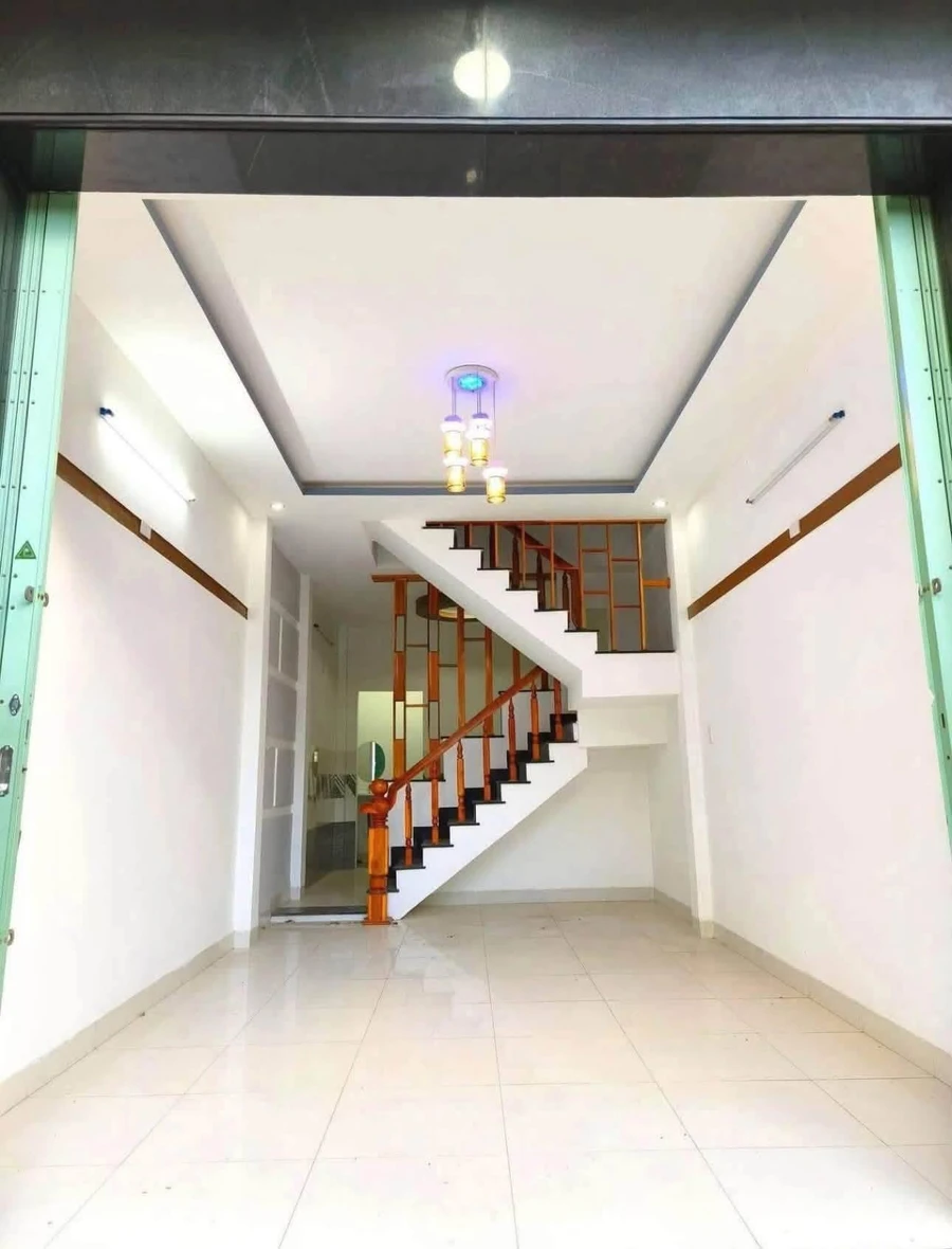 Nhà mặt tiền 40m² gần vòng xoay Đống Đa, Quy Nhơn, 2.6 tỷ - Ảnh thu nhỏ 3