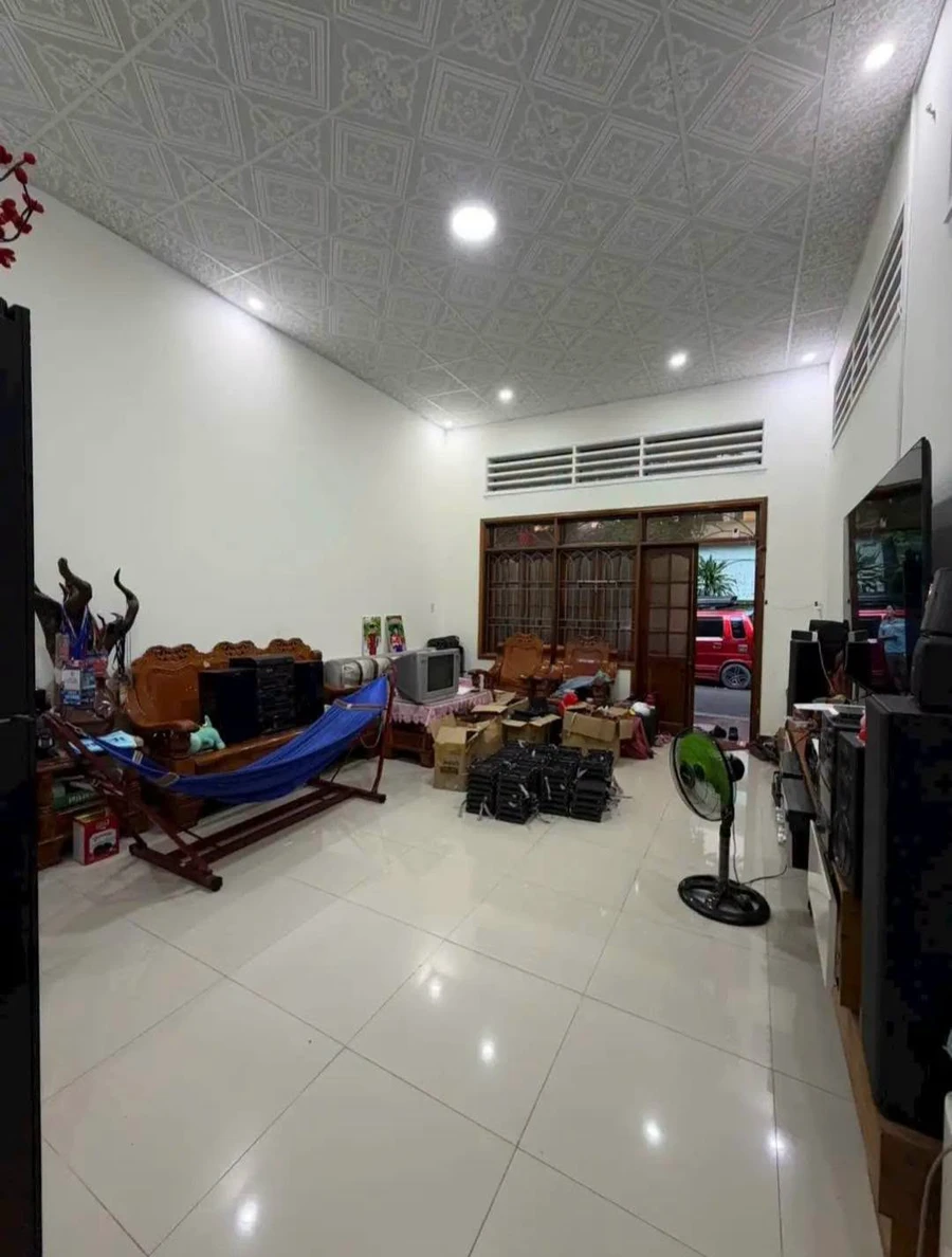 Bán nhà cấp 4 hẻm Nguyễn Thái Học 100m² Quy Nhơn - Ảnh thu nhỏ 3