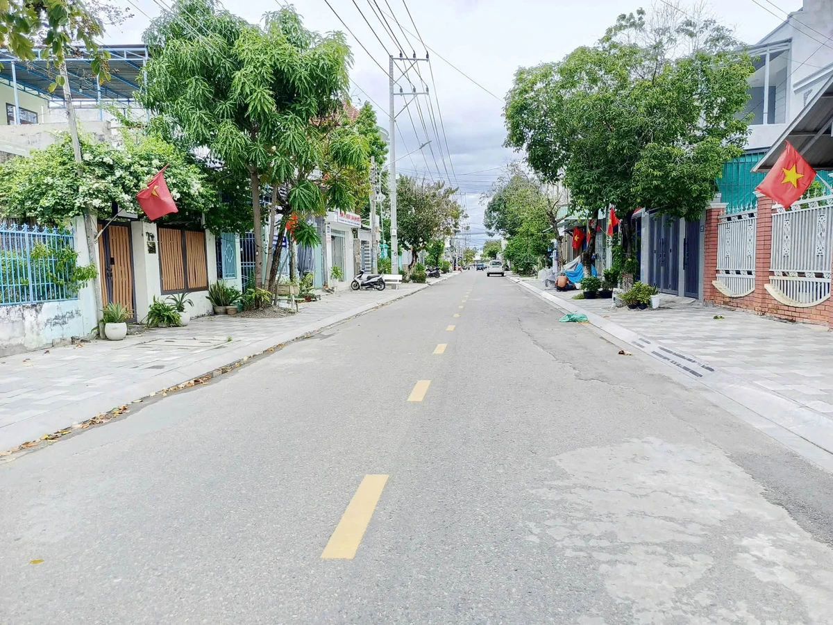 Bán nhà 1 trệt 1 lầu 100m² Phan Thiết 3 tỷ 7 - Ảnh 1