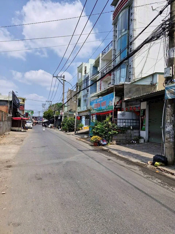 Bán nhà mặt tiền đường số 10, 5x18m, 4 tầng, Phường Linh Trung, Thủ Đức giá 11,5 tỷ