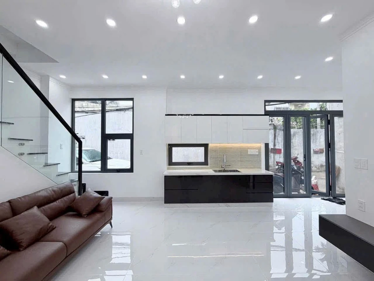 Bán nhà 1 trệt 1 lầu 84m² Phường Trấn Biên 2,38 tỷ - Ảnh thu nhỏ 2