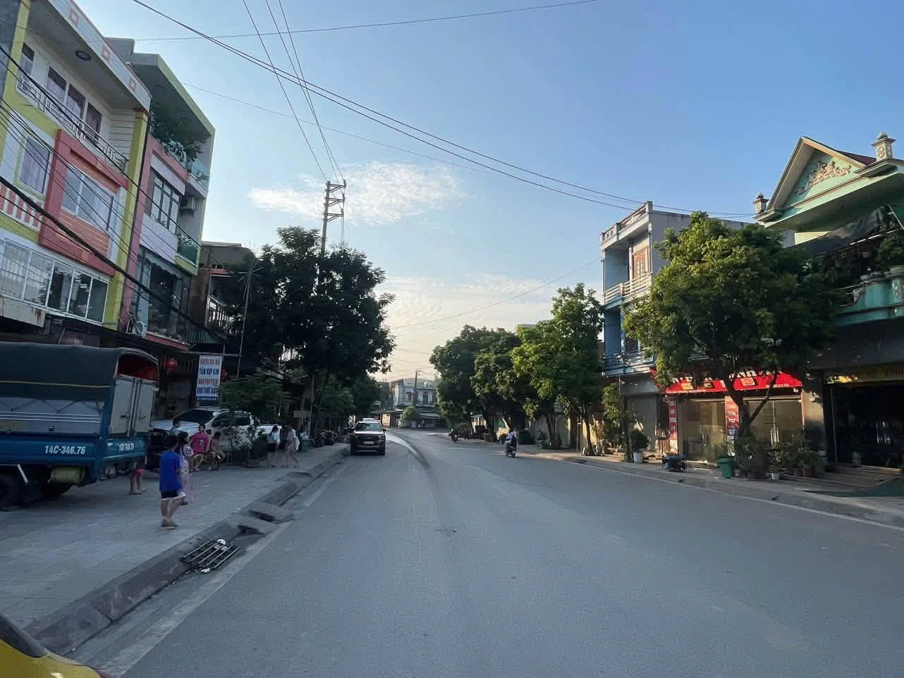 Bán nhà mặt đường Cầu Ngầm, Mông Dương, 167m2, 2 căn nhà, giá 1,9 tỷ - Ảnh 1