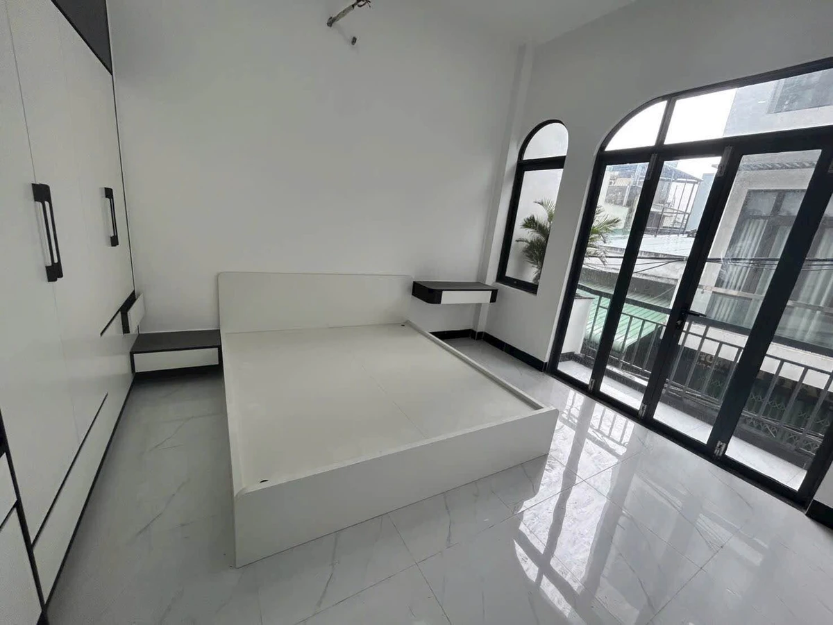 Bán nhà 3 tầng 47m² hẻm Hoàng Văn Thụ, Quy Nhơn, 3 phòng ngủ - Ảnh thu nhỏ 4