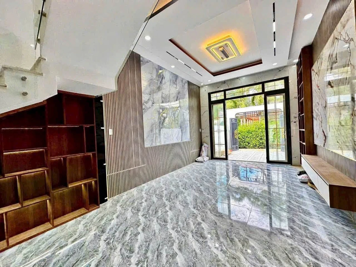 Bán nhà 1 trệt 1 lầu 100m2, 4PN 3WC, giá 2,9 tỷ tại Cần Giuộc, Long An - Ảnh thu nhỏ 5