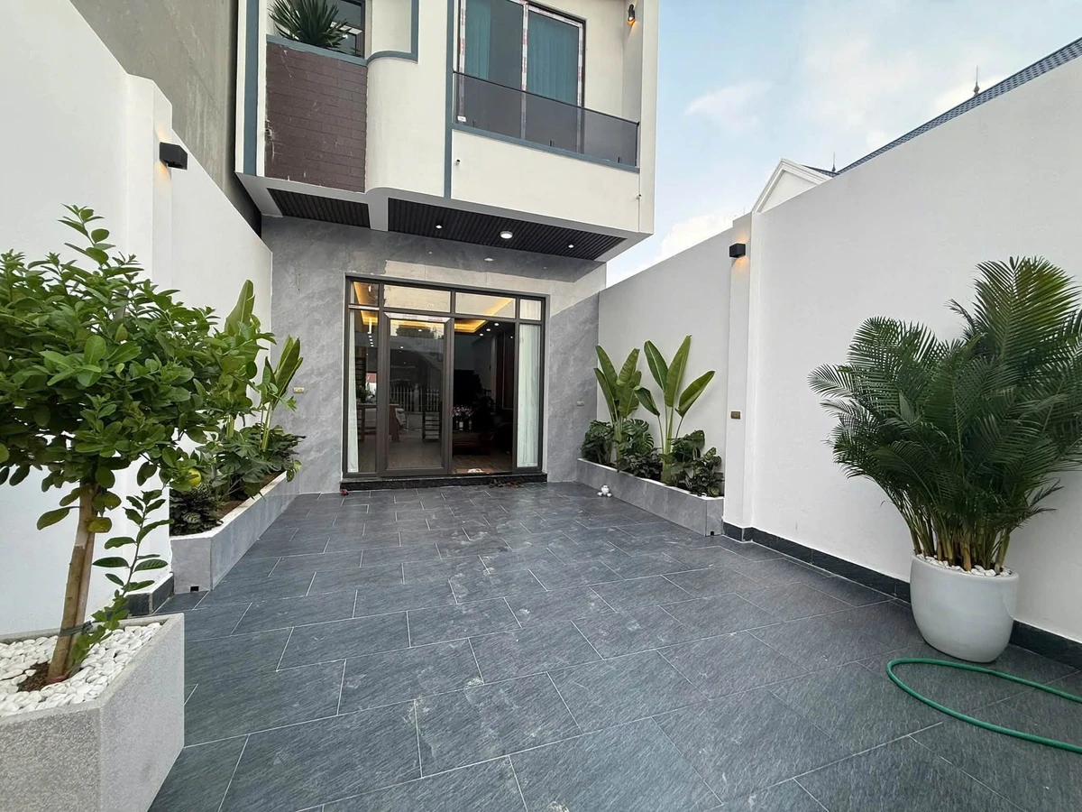 Bán nhà 2 tầng 3PN diện tích 147m2 Vân Phú - Ảnh thu nhỏ 3
