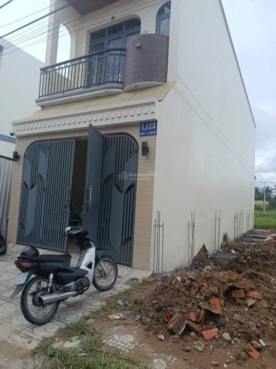 Bán đất nền đã có sổ hồng 90m2, ngay trung tâm Tp. Vĩnh Long, trong KDC hiện hữu - LH 0931 793 *** - Ảnh 1