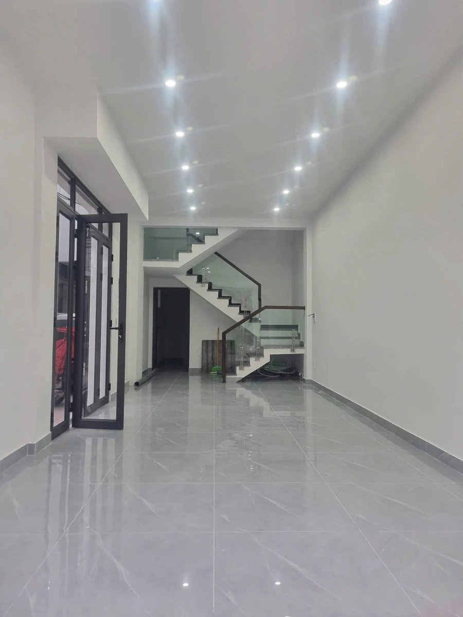Bán nhà phố độc lập 4 tầng 224m² Quận 1, 4 tỷ - Ảnh thu nhỏ 2