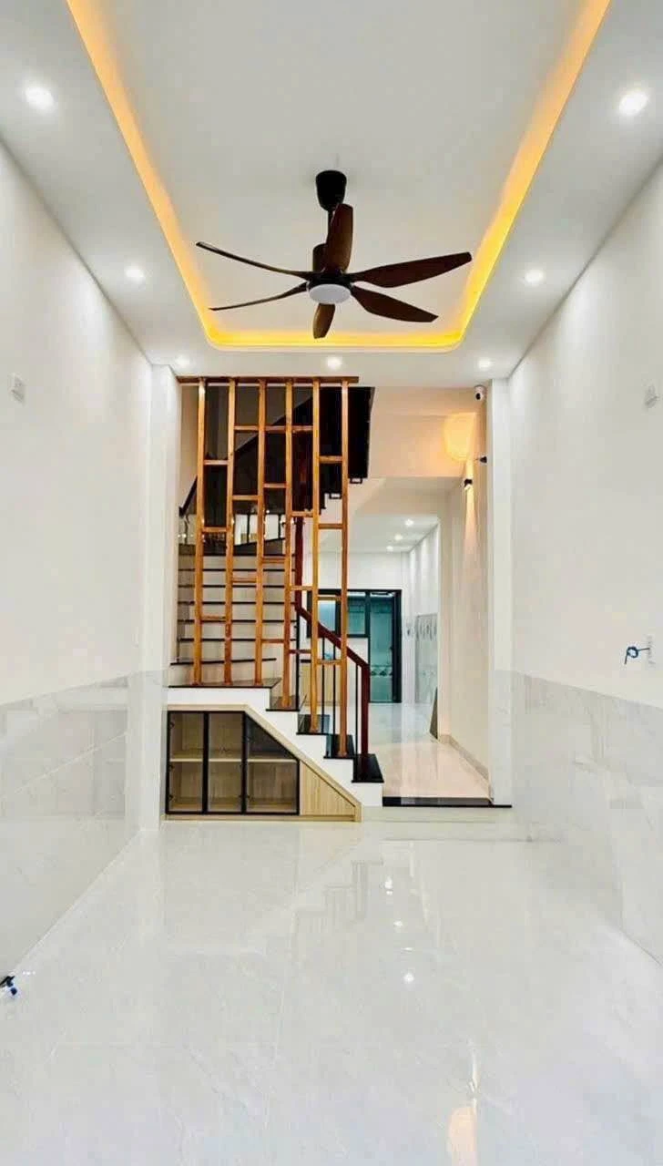 Bán nhà 3 tầng 41m2 mặt tiền đường Hoàng Văn Thụ giá 4 tỷ - Ảnh 1