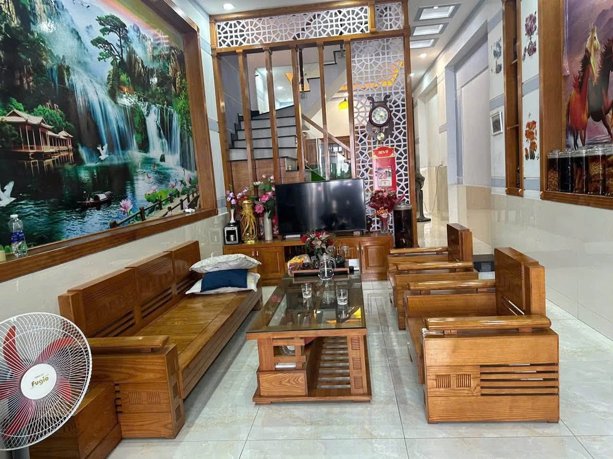 Bán nhà 3PN gần sân vận động Đông Hòa 82,2m² - Ảnh 1