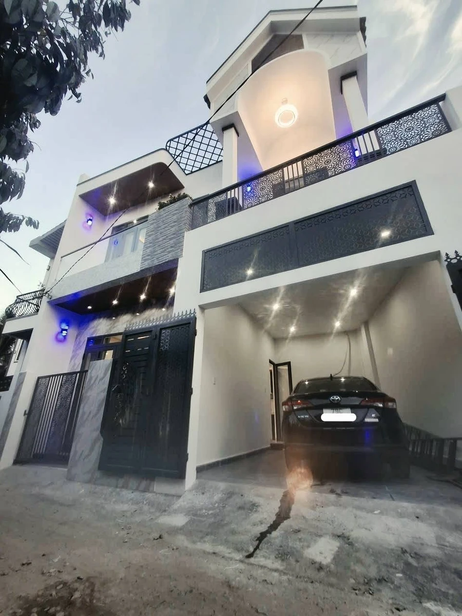 Bán nhà 2 tầng 81m2, 3 phòng ngủ, gara xe hơi tại Diên Khánh, Khánh Hòa - Ảnh thu nhỏ 2