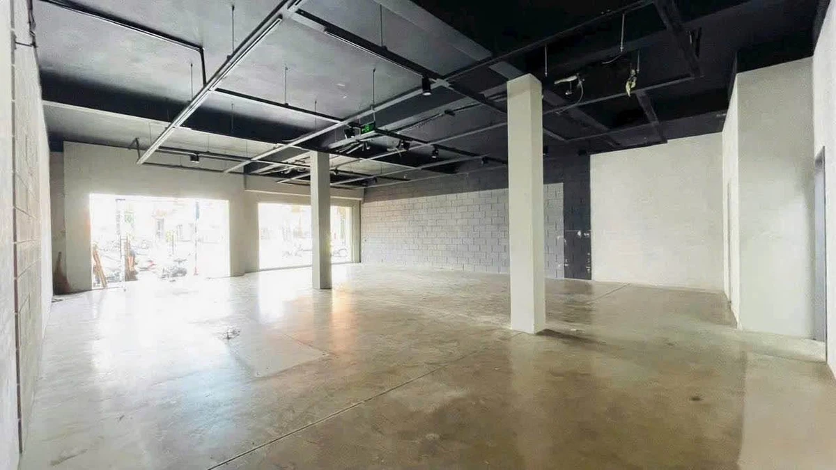 Cho thuê shophouse mặt đường Phạm Văn Thuận, 168m², 90 triệu/tháng - Ảnh 1