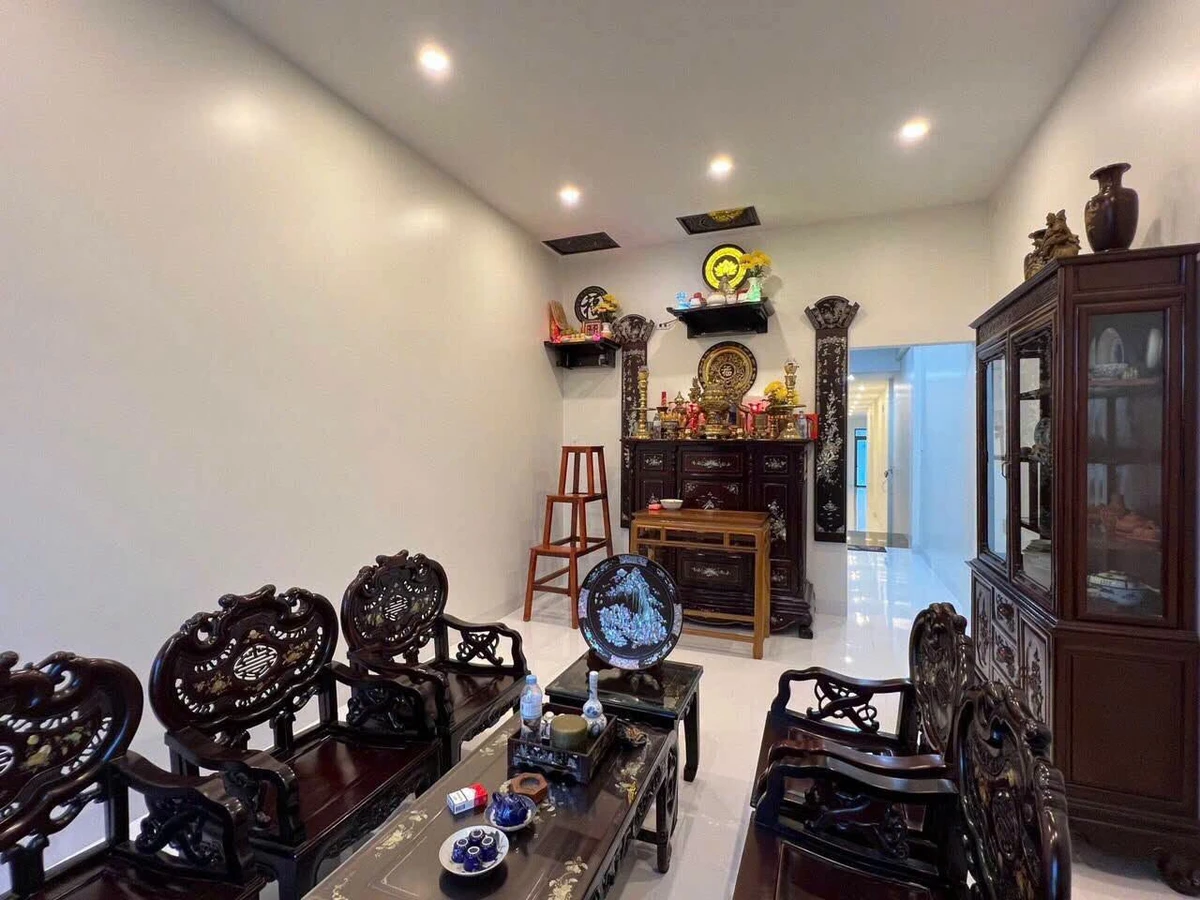 Bán nhà 3 tầng mặt tiền Quang Trung 174m² Bình Định - Ảnh thu nhỏ 2