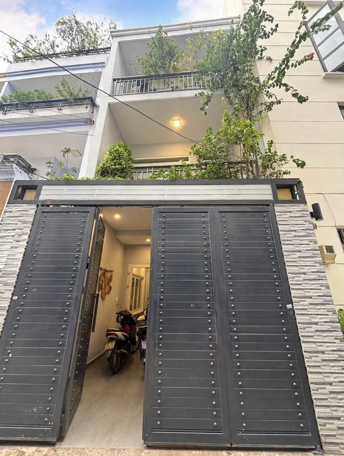 Bán nhà 79m² 2 mặt hẻm đường Trần Bình Trọng, Bình Thạnh, 4 phòng ngủ, giá 13,5 tỷ - Ảnh 1