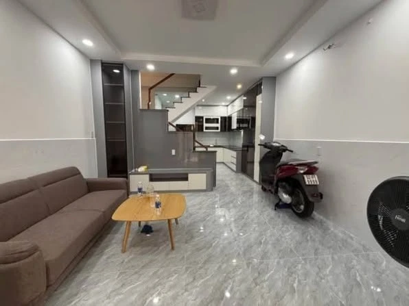 Bán nhà 3 tầng 4PN 3WC 42m² đường 3 Tháng 2, Quận 10 - Ảnh thu nhỏ 3