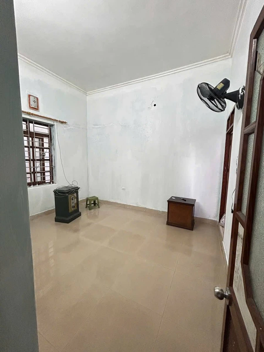 Bán nhà 2 tầng 180m2, 4 phòng ngủ gần nhà văn hóa khu Hai Giếng 2, Cẩm Thủy, Quảng Ninh - Ảnh thu nhỏ 3