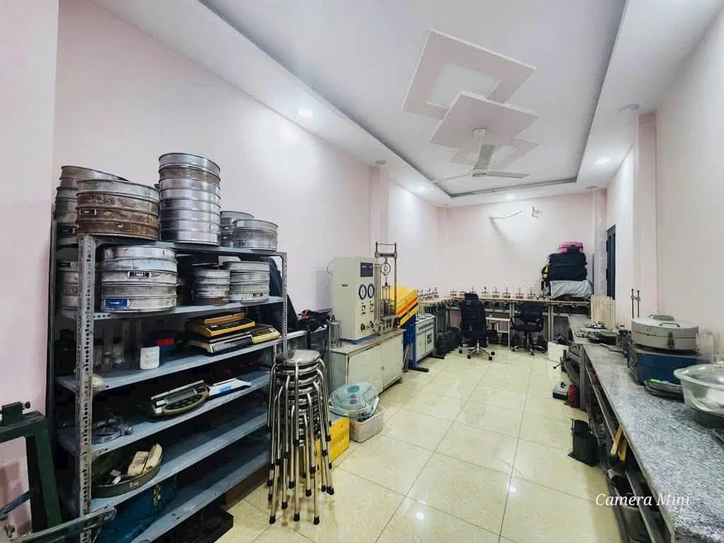 Bán nhà mặt tiền Lê Quang Định, Bình Thạnh, 80m2, 4 tầng, 13 tỷ - Ảnh thu nhỏ 5